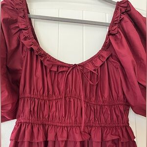 NWOT- En Saison Burgundy MIDI Smocked Dress